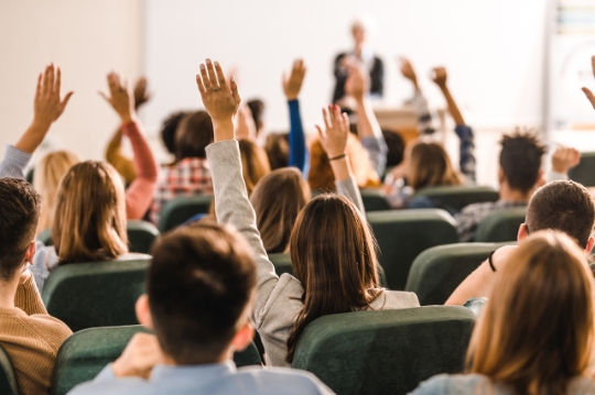 Paying for College With Help From The Federal Government